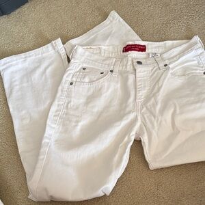 Levi's 515 White Jeans - Bootcut stretch size 6 low rise